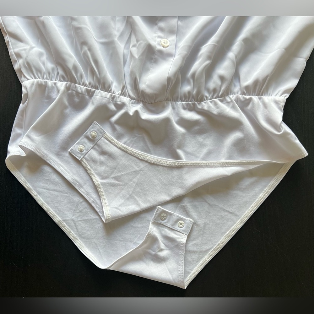 LIKE NEW Mangopop Long Sleeve Button Down Collared Bodysuit White Size M - Picture 6 of 14